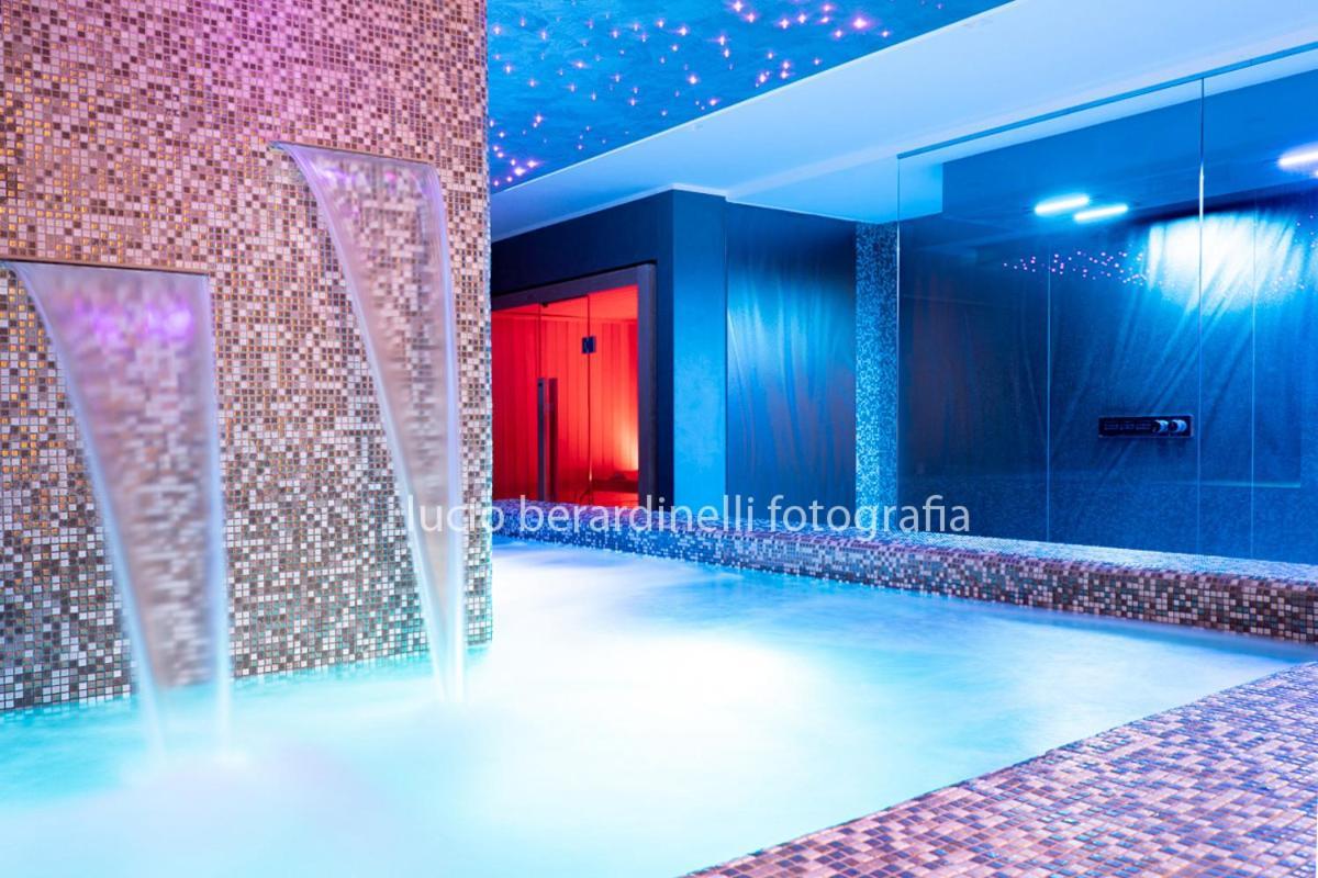 Hotel Edelweiss Pescasseroli Exteriör bild